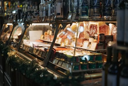 7 Tips for Delicatessen Department Profitability