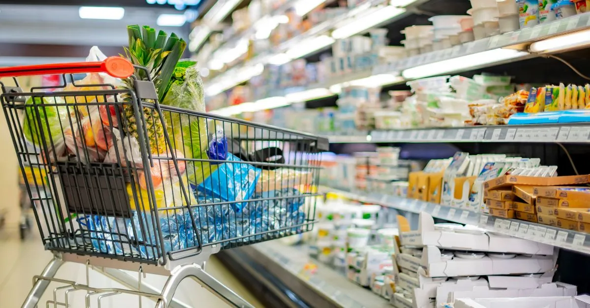 Improve Grocery Store Operations: 10 Tips, Tools, and Tactics