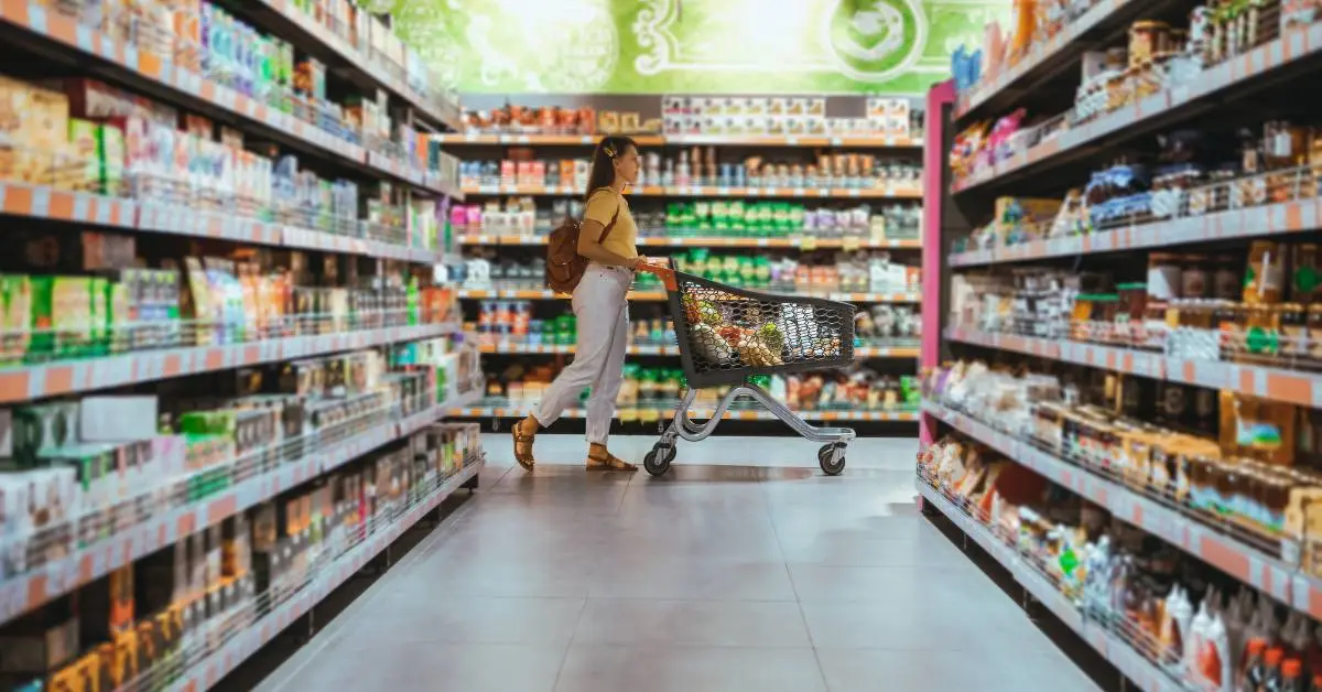 How To Open a Grocery Store: 10 Steps to Success
