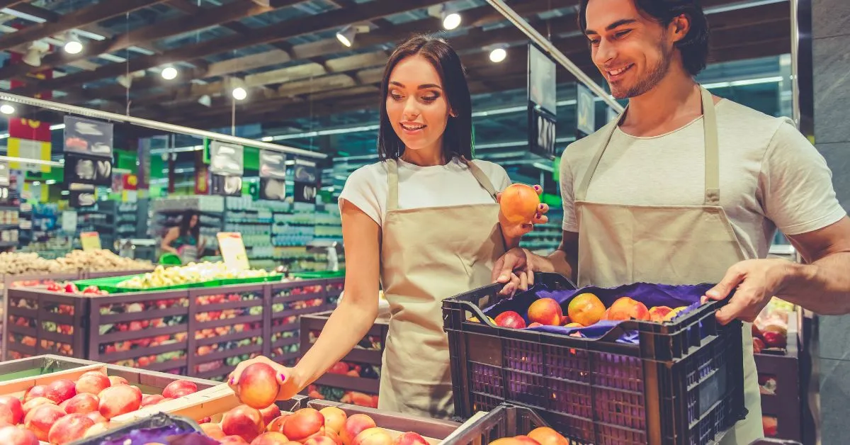 How Do Grocery Stores Keep Track of Inventory? 5 Essential Tools