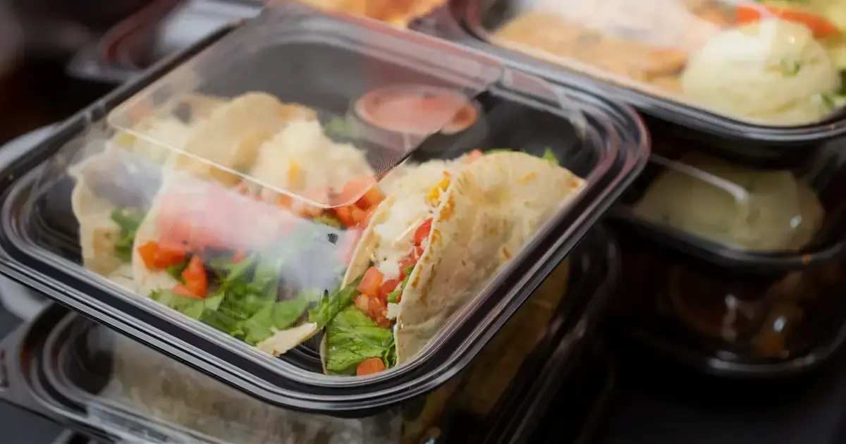 Quick Service Restaurant Trends: 5 Key Insights for Grocers